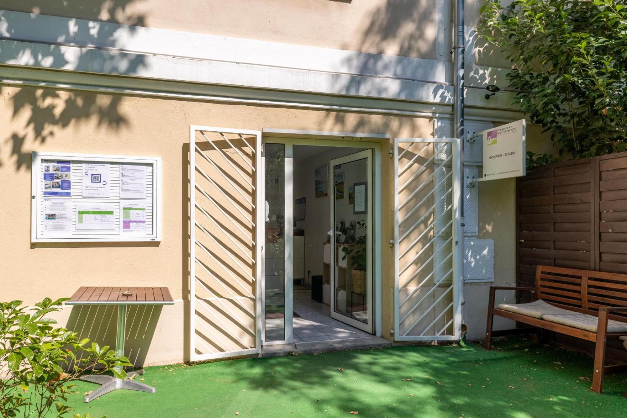 Résidence Les Cordeliers Avignone Esterno foto